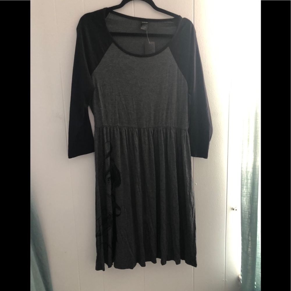 Tinker Bell detail gray and black dress